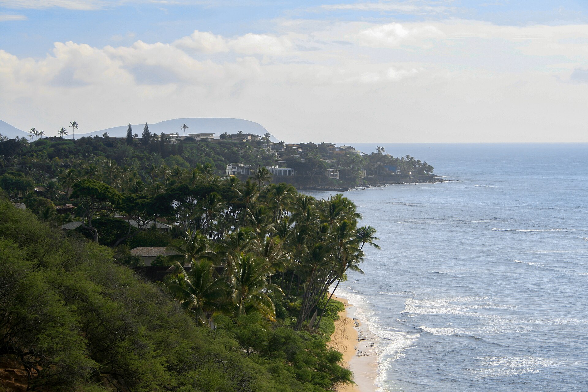 Sunset Beach, Oahu — North Shore big wave surf with the Banzai Pipeline nearby