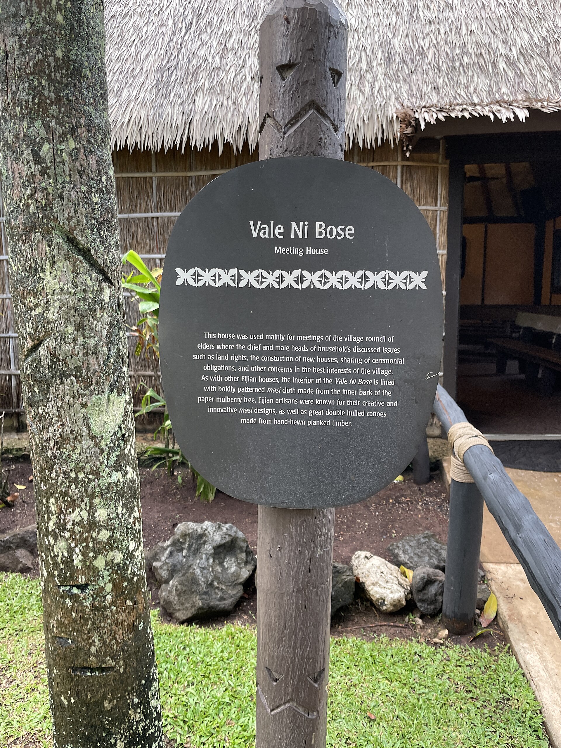 Polynesian Cultural Center, Laie, Oahu — Huki canoe pageant on the lagoon with performers in traditional costume